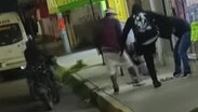 Captan violento asalto en motocicleta en Chalco; vecinos exigen vigilancia