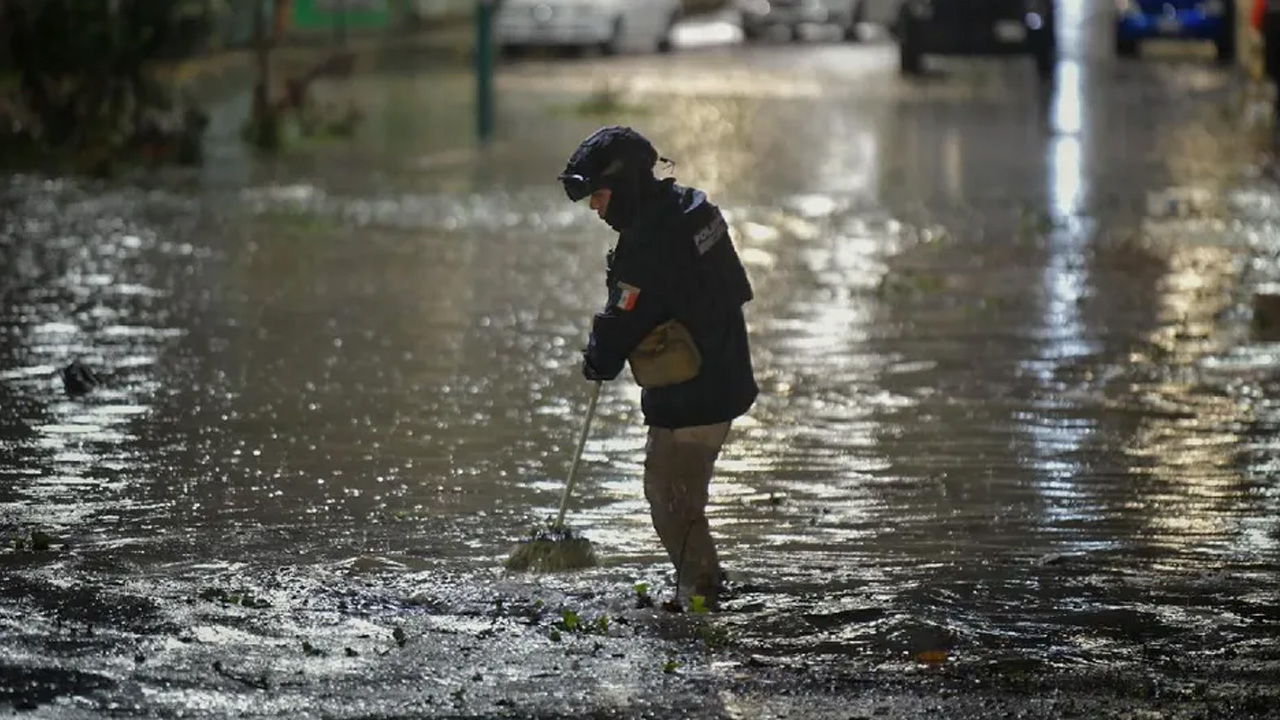 Fuertes lluvias colapsan barda en Veracruz; una persona murió. TD Vespertino CdMx, 29 de septiembre 2026