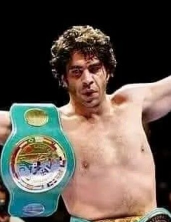 Jorge Kahwagi se coronó campeón en cinco ocasiones diferente