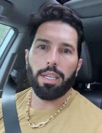 Poncho de Nigris decidió aclarar lo que sucedió por medio de historias de Instagram.