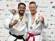 El sensei Guillermo Fuentes Almendariz conquistó la medalla de bronce en Kata Master, encabezando una exitosa delegación estatal de 25 competidores.