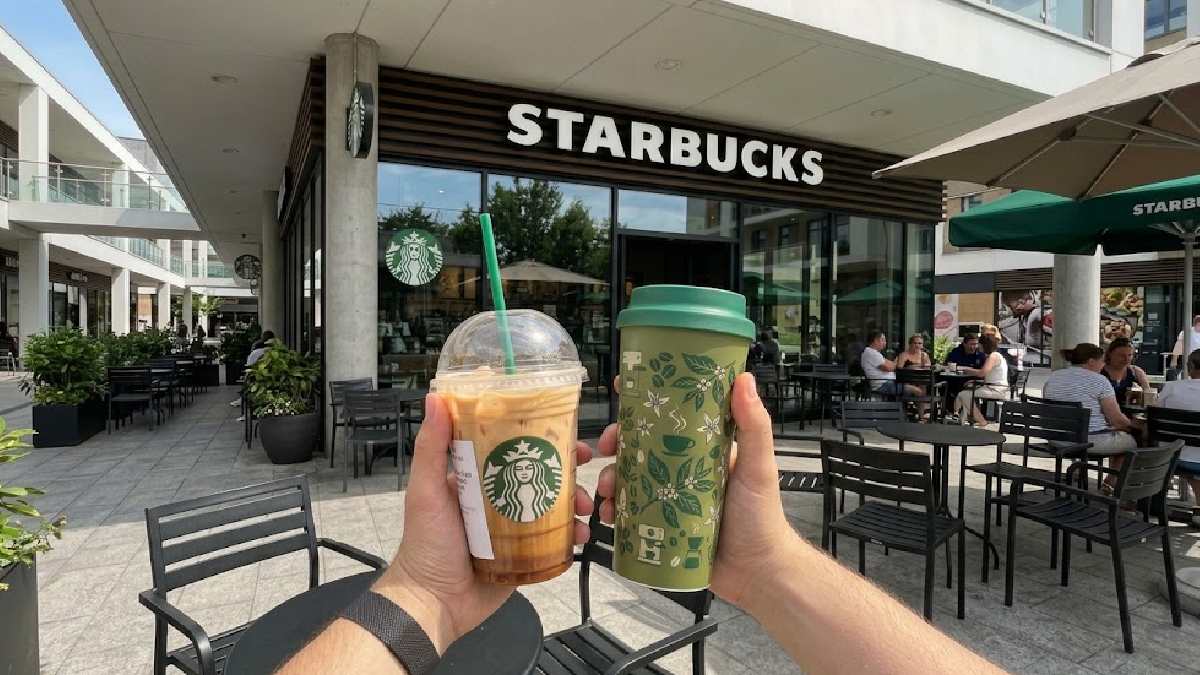 Starbucks ha fomentado desde hace años el uso de vasos reusables en todos el mundo/ Gemini