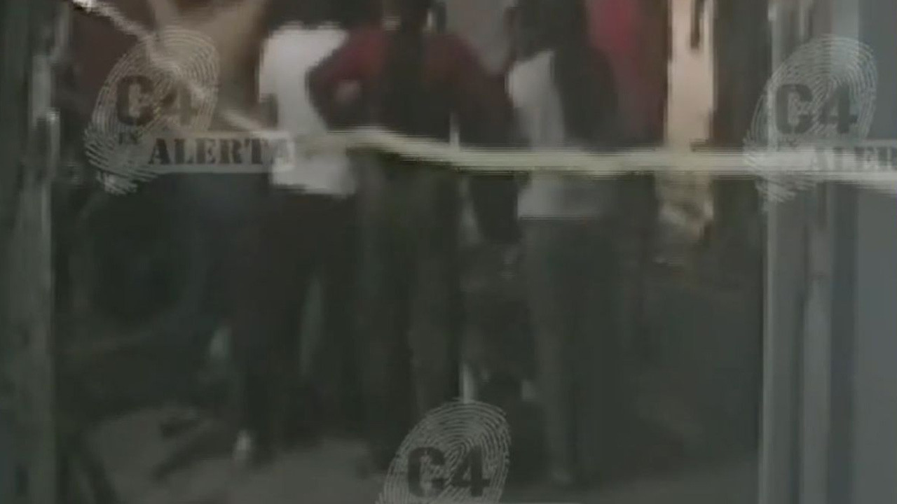 Sujeto que roció gas a vecino y niña manda a mujeres a amedrentarlos. C4 en Alerta, 29 de septiembre 2026