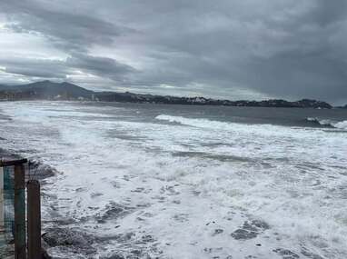 Autoridades mantienen bajo vigilancia a diversas playas del Pacífico. | Protección Civil y Bomberos de Colima