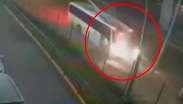 Camión de estudiantes impacta contra poste en la autopista México-Querétaro