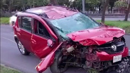 Conductor se queda dormido y vuelca sobre Periférico Sur, en Xochimilco