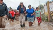 Ante las intensas lluvias en Gómez Palacio, autoridades activan el Plan DN-III-E, habilitan el albergue en Auditorio Centenario y auxilian a familias