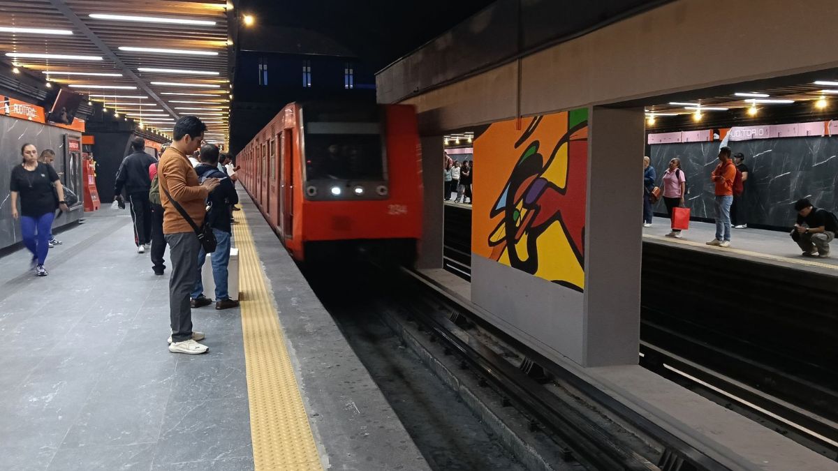 El Metro CdMx mantiene cerrada la estación Zócalo.