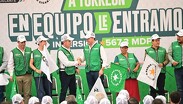 El programa inició en la colonia Eduardo Guerra, donde se atenderán cerca de 9 mil metros cuadrados de microcarpeta.