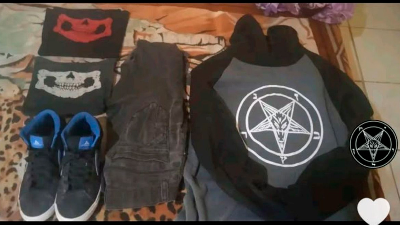 Publican armas y mensajes antes de ataque en secundaria de Torreón