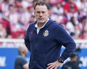 Cómo le ha ido a Gabriel Milito con Chivas ante Atlas.