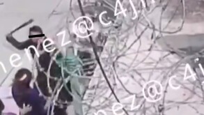 Vecinos de la calle Juanitas, en la colonia Acuitlapilco participaron en una riña callejera.