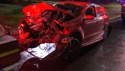 Auto se impacta contra árbol en Periférico e Insurgentes Sur tras circular a exceso de velocidad.TD Fin de Semana Matutino CdMx, 04 de octubre de 2026