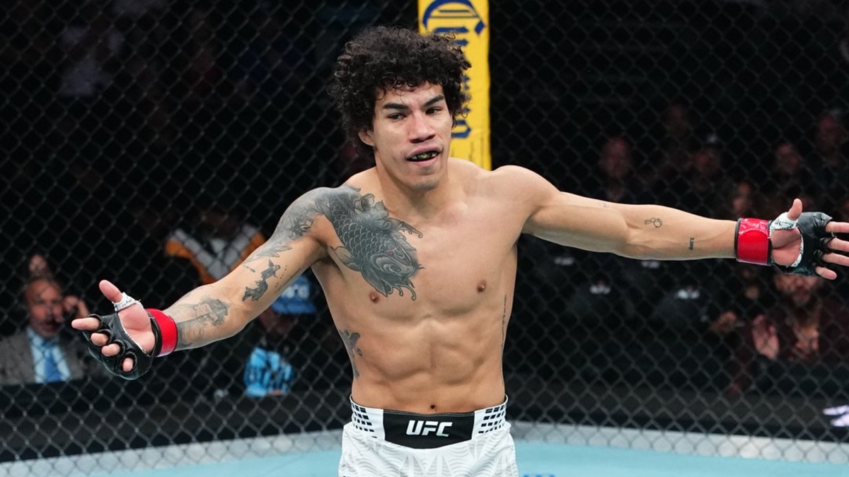 Imanol Rodríguez se enfrentó a Alden Coria en UFC 332 / @UFC