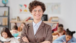 La diferencia entre el Día del Docente y del Maestro radica en su enfoque, ámbito de celebración y nivel educativo | Pexels