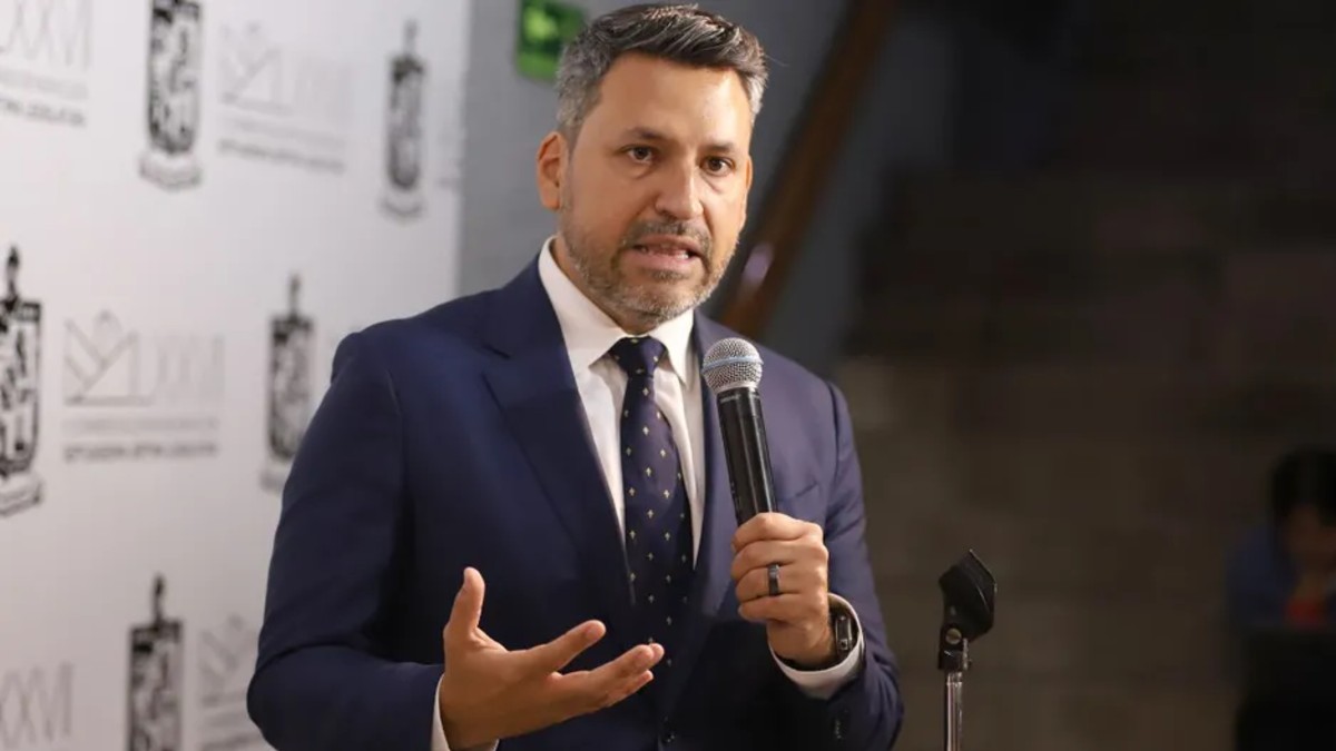 El legislador aseguró que él no cambiará de grupo legislativo