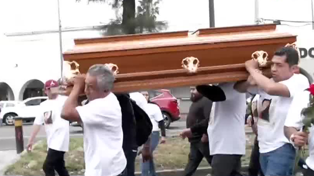 Familia de Jazmín Méndez pide detener a su expareja tras hallarla sin vida en Valle de Chalco