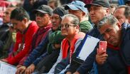 El Gobierno de la Ciudad de México entrega apoyos a adultos mayores
