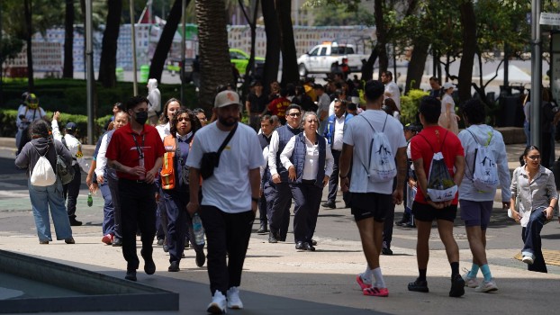 Mantente alerta a los reportes de sismicidad del Servicio Sismológico Nacional.