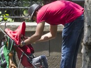 En México existen entre 796 mil y un millón de hogares encabezados únicamente por un padre soltero.