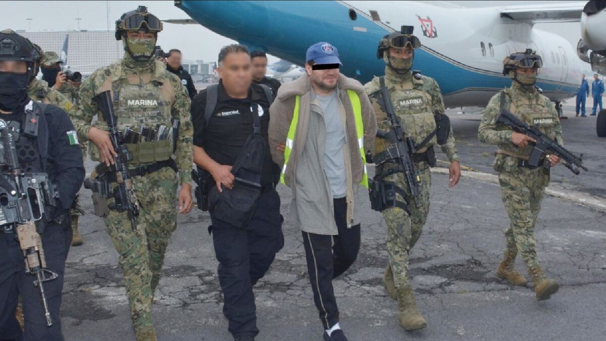 Miguel 'N' fue detenido en un exclusivo fraccionamiento de Zapopan. | Semar