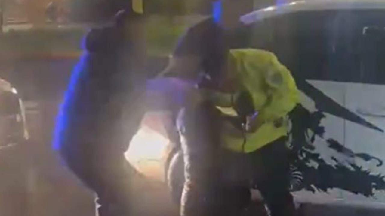 Detienen a dos hombres tras golpear a agentes de Tránsito en Tlalpan. TD Nocturno CdMx, 05 de octubre 2026