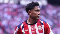 Luis Romo tendrá que ver el 'Clásico Tapatío' desde la grada en esta ocasión | Luis Romo vía Instagram