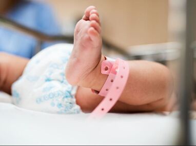 Se analizará cada expediente para determinar las causas de muerte en los bebés. | Foto: Magnific.com