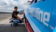 Ivanna Richards es una piloto de 18 años y corre para Valvoline / Cortesía