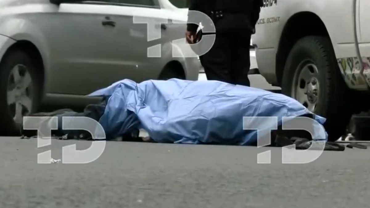 Un motociclista murió tras ser arrollado sobre Periférico; el responsable fue detenido.
