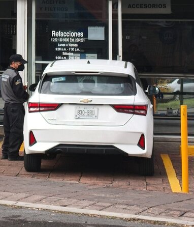 La mujer fue hallada con una lesión en la cabeza y machas de sangre en la ropa / Agencia Es Imagen