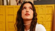 Entre reflexiones, autoconocimiento y música, María Bolio abre una nueva etapa creativa con '100 formas de volver a ti' e Iridia.