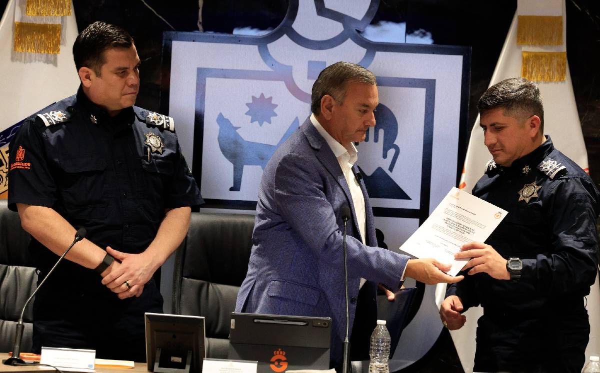 El edil pidió al nuevo mando no descuidar las condiciones laborales de los policías