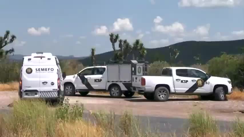 Hallan cuerpo de un hombre en la carretera Miguel Alemán, en Serralvo