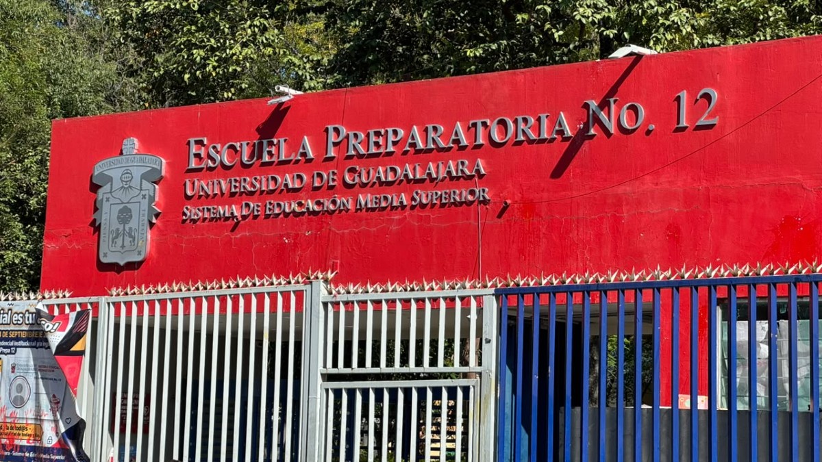 Los manifestantes señalaron que los casos de acoso se han normalizado durante años al interior de la prepa 12