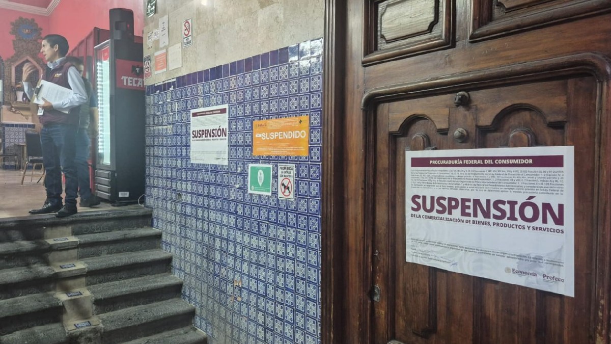 Profeco suspende "Caldos Angelita" en Puebla por irregularidades ante comensales