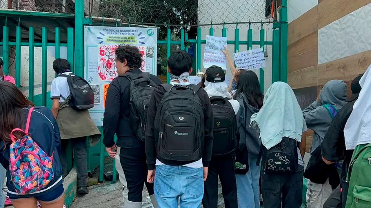 Suspenden clases en Bachilleres 5 de Tlalnepantla por manifestación estudiantil
