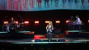 Acompañada de cuatro músicos, la española se mostró atenta y abierta con la comunicación con sus seguidores