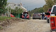 Sus compañeros solicitaron apoyo a paramédicos de la Cruz Roja, quienes confirmaron que ya no contaba con signos vitales.