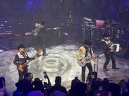 Durante el concierto estrenaron su nuevo sencillo “Suerte”
