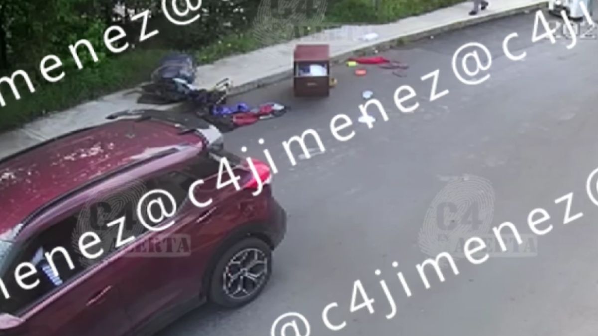 Wendy fue embestida por automovilista cuando realizaba su mudanza.