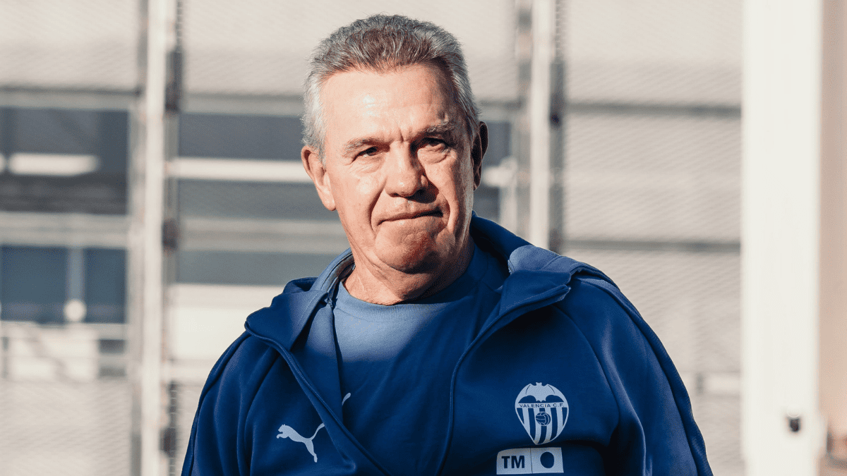 El entrenador mexicano también dejó claro en su conferencia previa que buscará un equipo ordenado. | @valenciacf