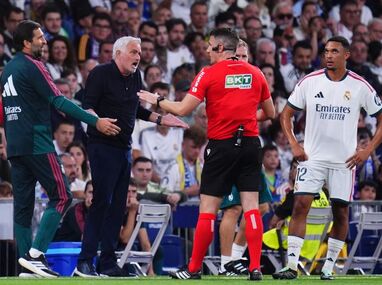 La expulsión de Vinícius pone en duda su presencia para los próximos compromisos clave del conjunto merengue en el campeonato español.