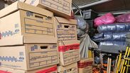 Familias de desaparecidos exigen acceso a la FGR tras difundirse videos de cajas con restos óseos, a fin de vigilar los avances de identificación.
