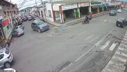 Aunque los policías lograron cerrarle el paso a los delincuentes, estos lograron escapar | Grupo Comunidad de Chipilo