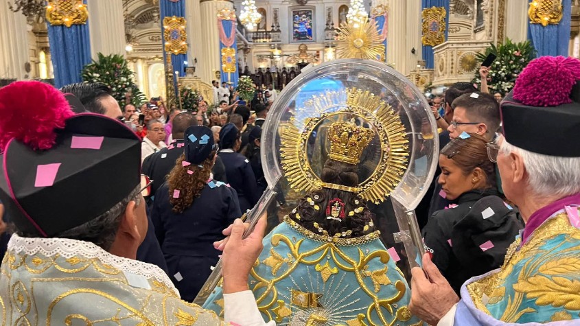 La Virgen de Zapopan es recibida en la Catedral de Guadalajara. | Catedral Metropolitana de Guadalajara.