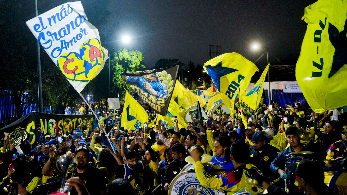 Afición del América en el partido contra Rayados