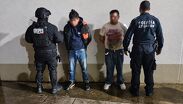 Detienen a dos sujetos por robo y secuestro en Atizapán.