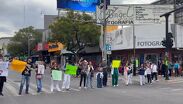 Las protestas de trabajadores del IMSS provocaron cierres viales en el centro de Monterrey; las avenidas fueron reabiertas a las 17:10 horas.