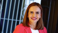 Clara Luz Flores, política de Morena en Nuevo León.